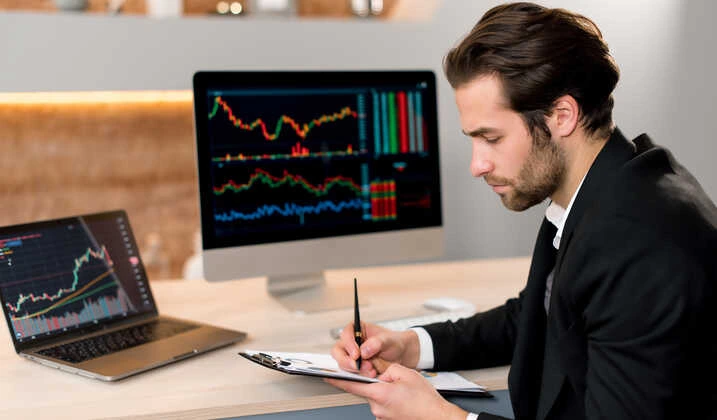 Combining Multiple Indicators For Effective Options Trading Strategies Combining Multiple Indicators For Effective Options Trading Strategies
